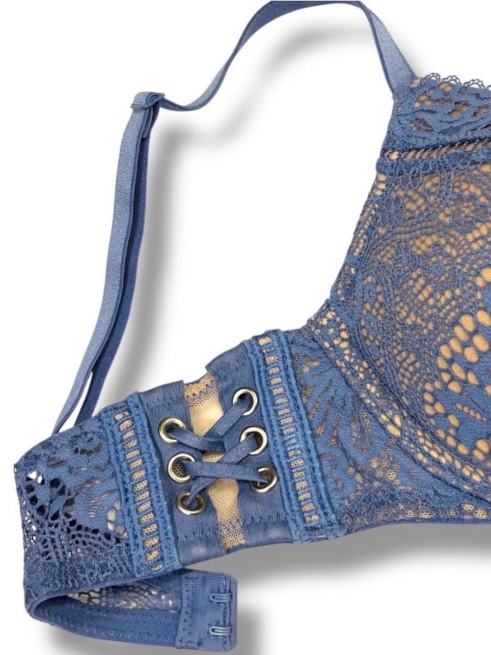 Victoria's Secret Lace Bombshell Bra in a blue-lavender shade - Picture 4 of 7
